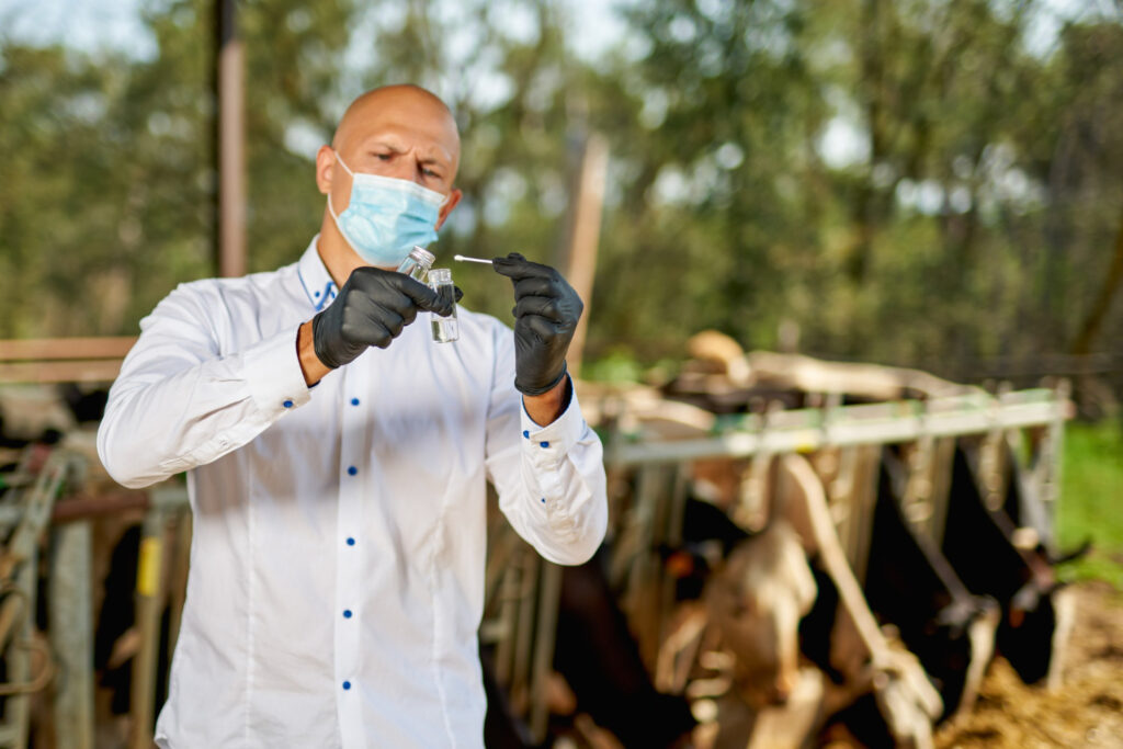 Los equipos de bioseguridad garantizan la seguridad de los animales de producción